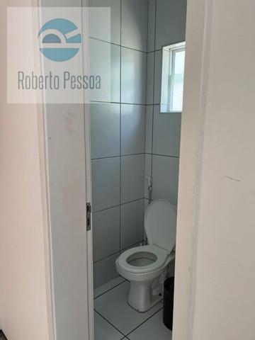 wc sute 02