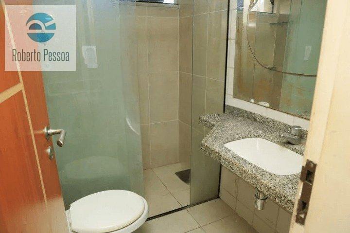 wc sute 02