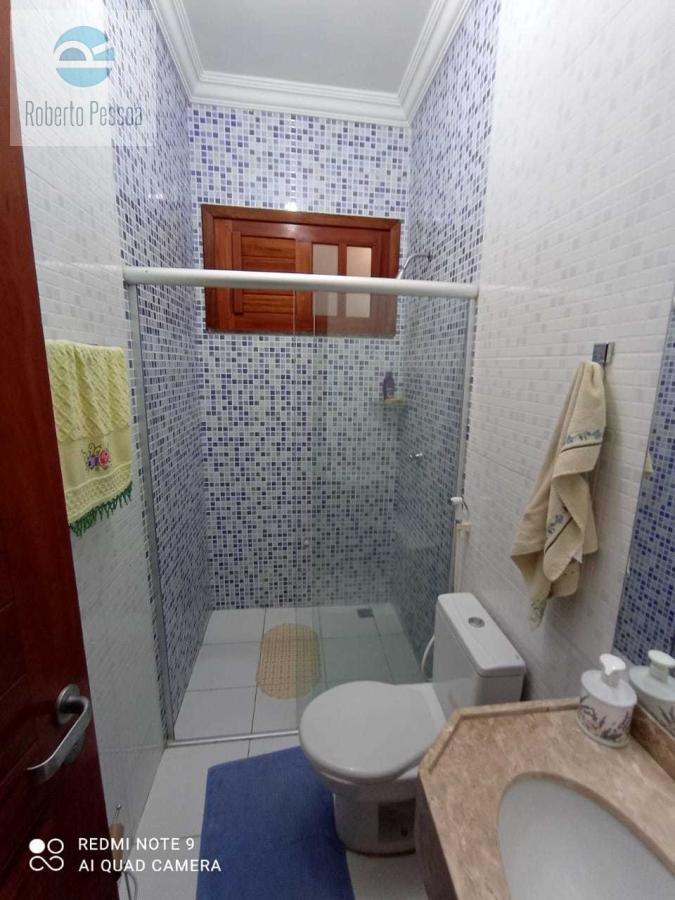 wc sute 02