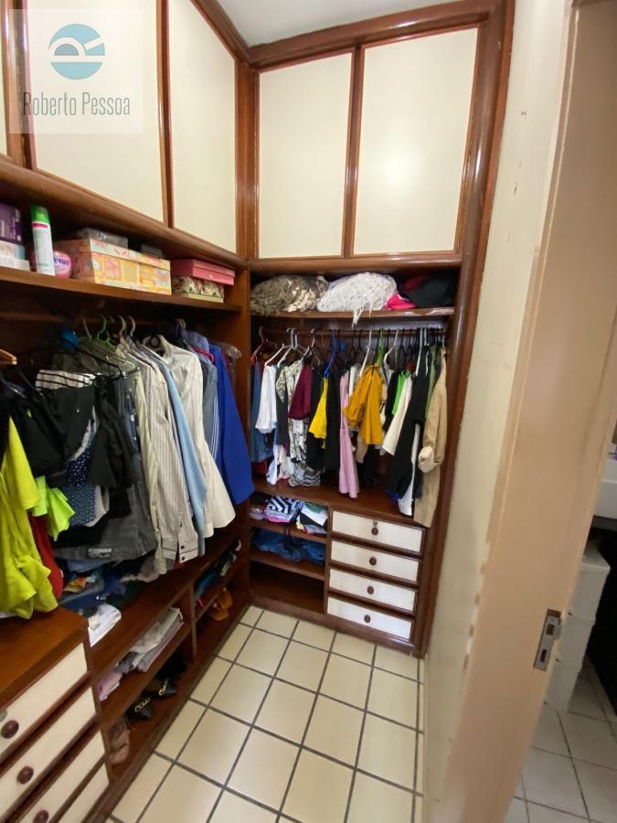closet sute master