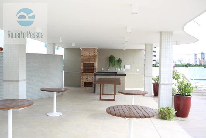 deck com churrasqueira