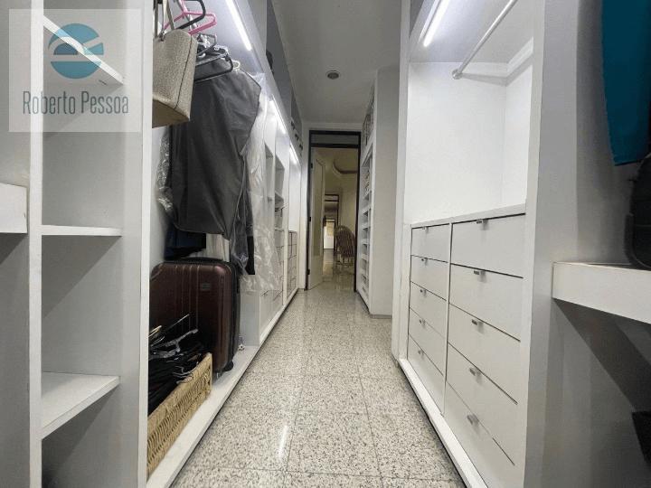 closet sute master