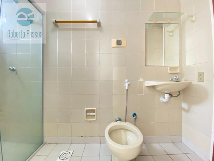 wc sute 03