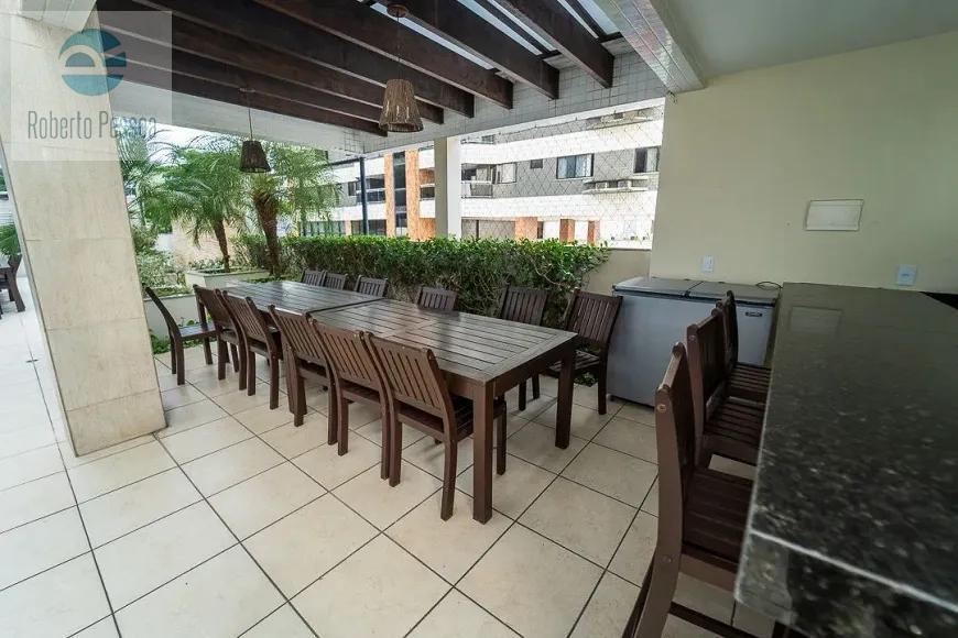 deck com churrasqueira