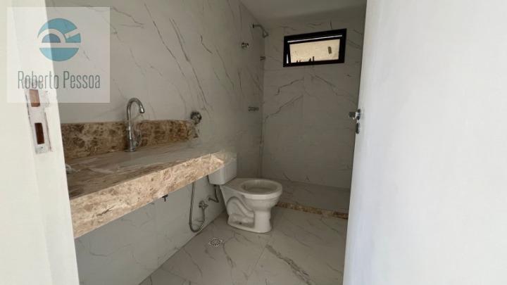 wc sute 02
