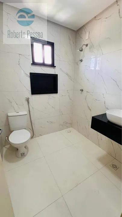 wc sute 02
