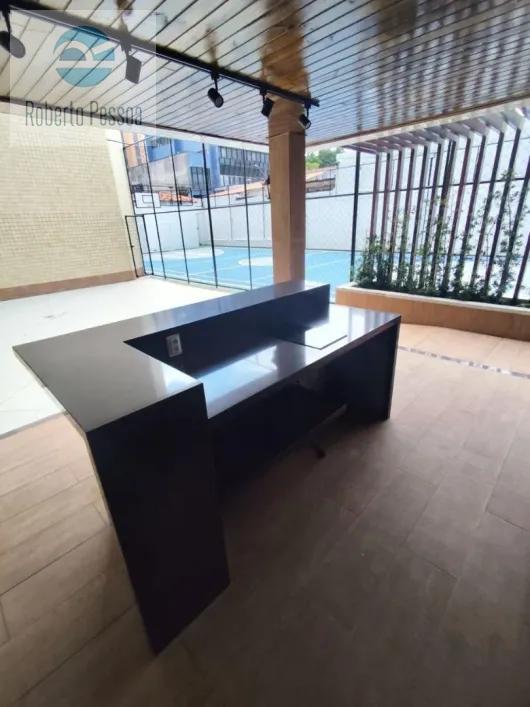 deck com churrasqueira