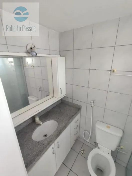 wc sute 03